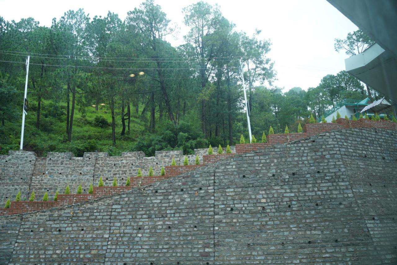 Arnisa Kasauli - A Boutique Hotel Dış mekan fotoğraf