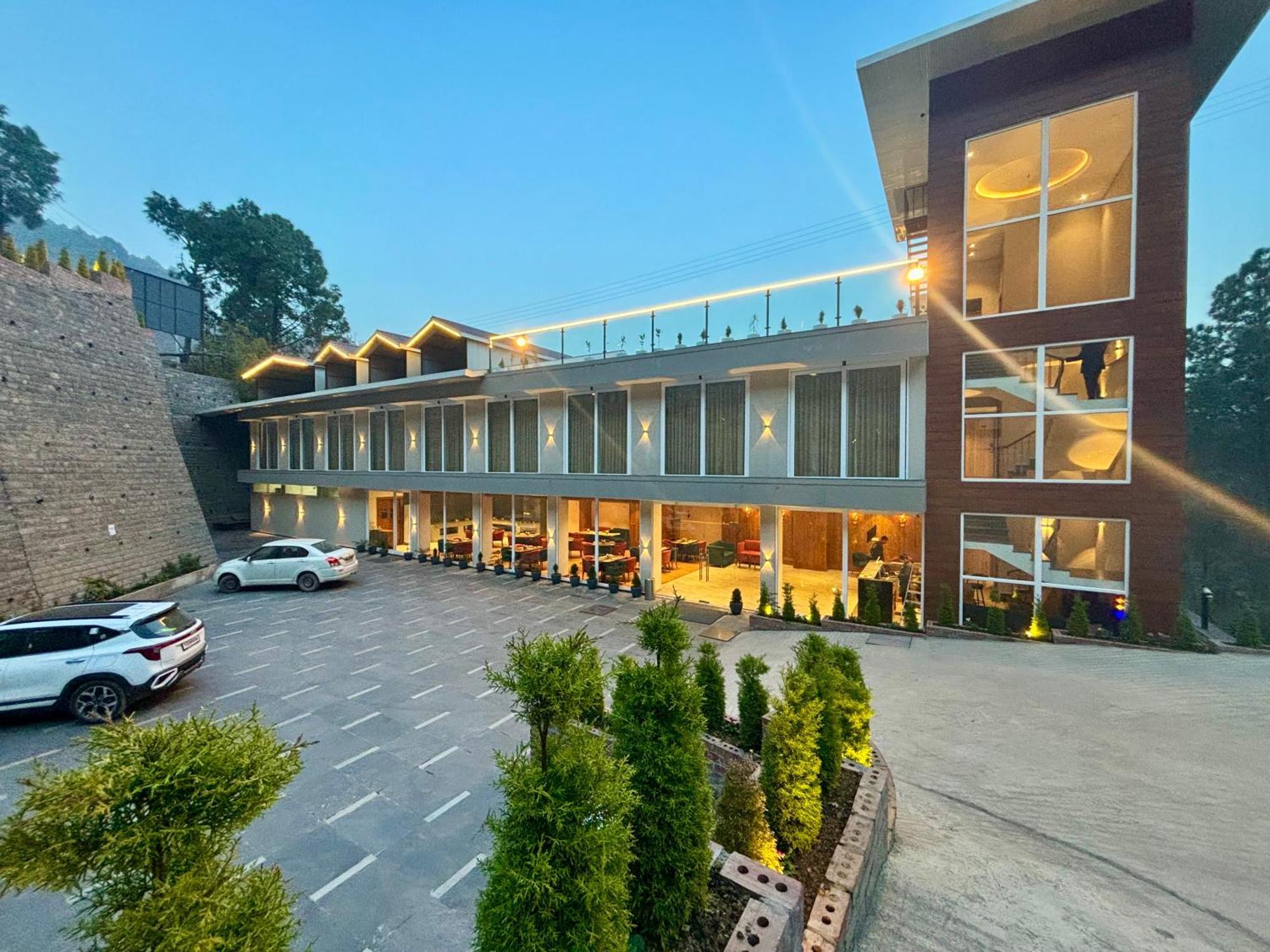 Arnisa Kasauli - A Boutique Hotel Dış mekan fotoğraf
