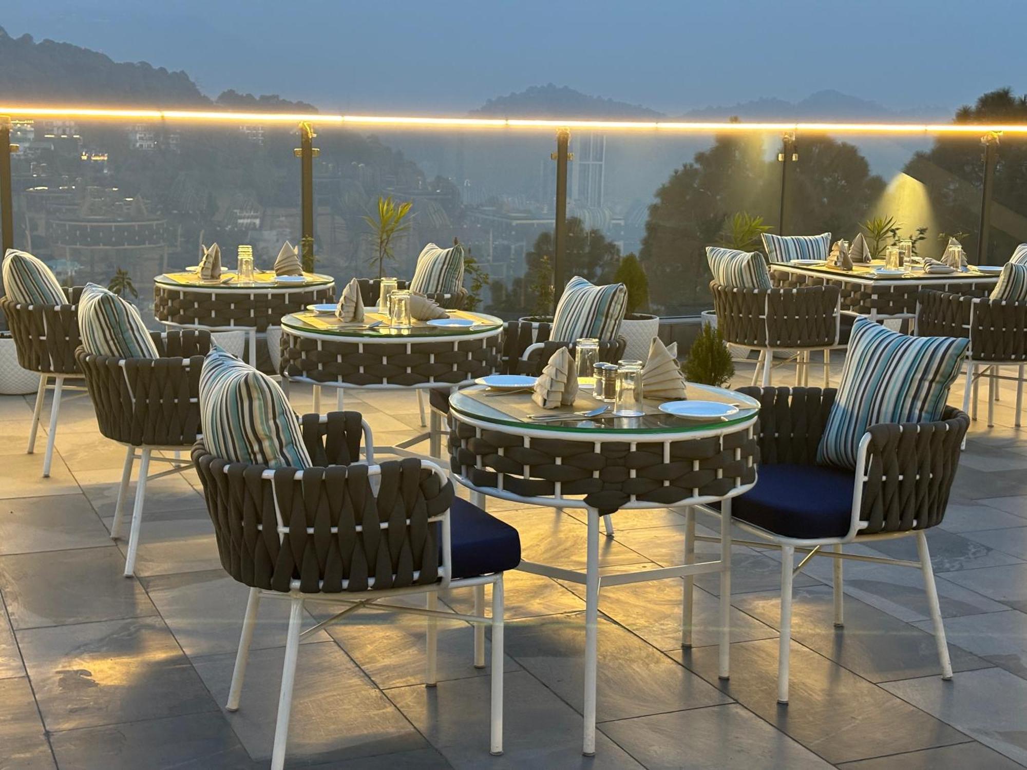 Arnisa Kasauli - A Boutique Hotel Dış mekan fotoğraf
