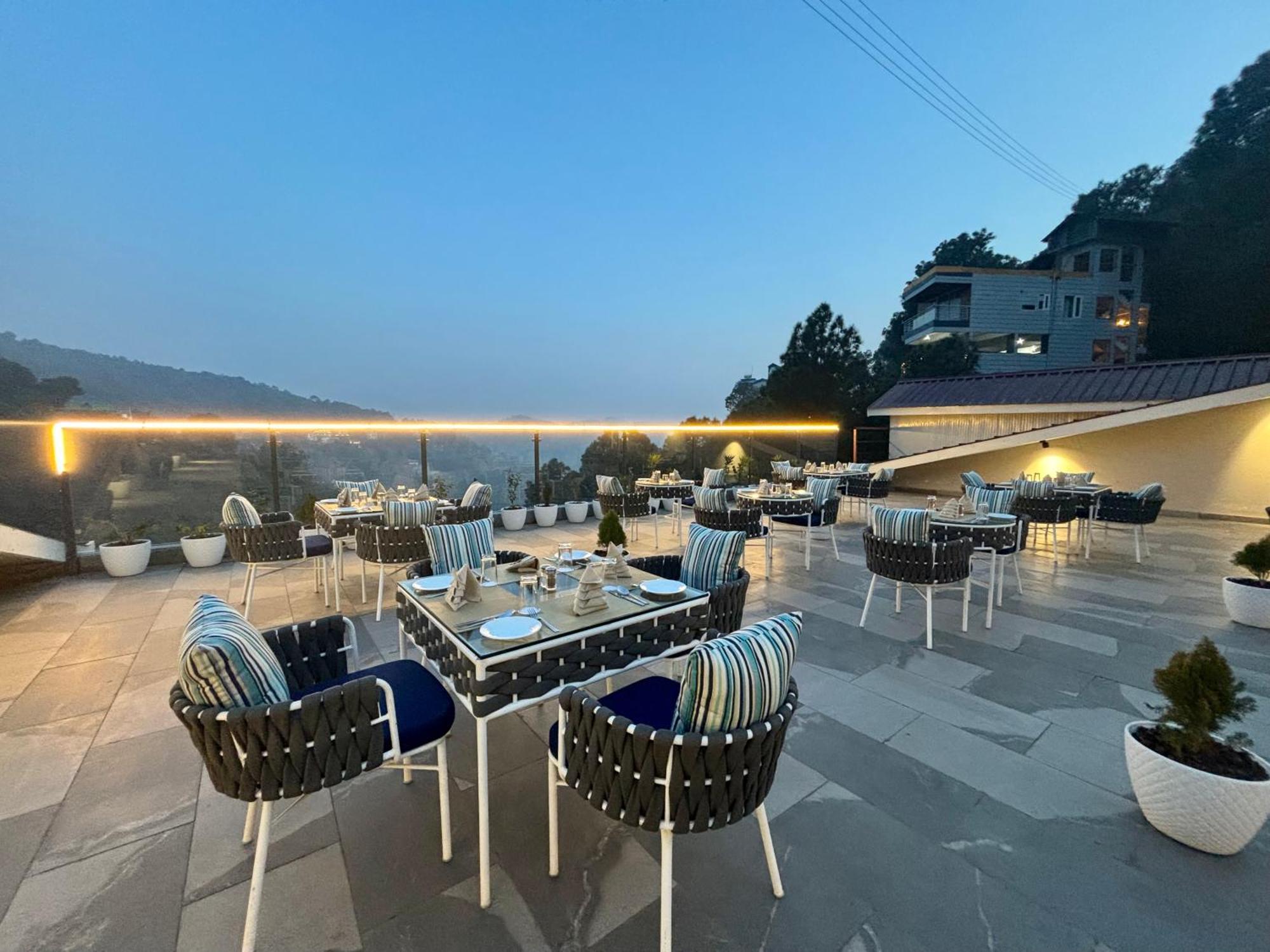 Arnisa Kasauli - A Boutique Hotel Dış mekan fotoğraf
