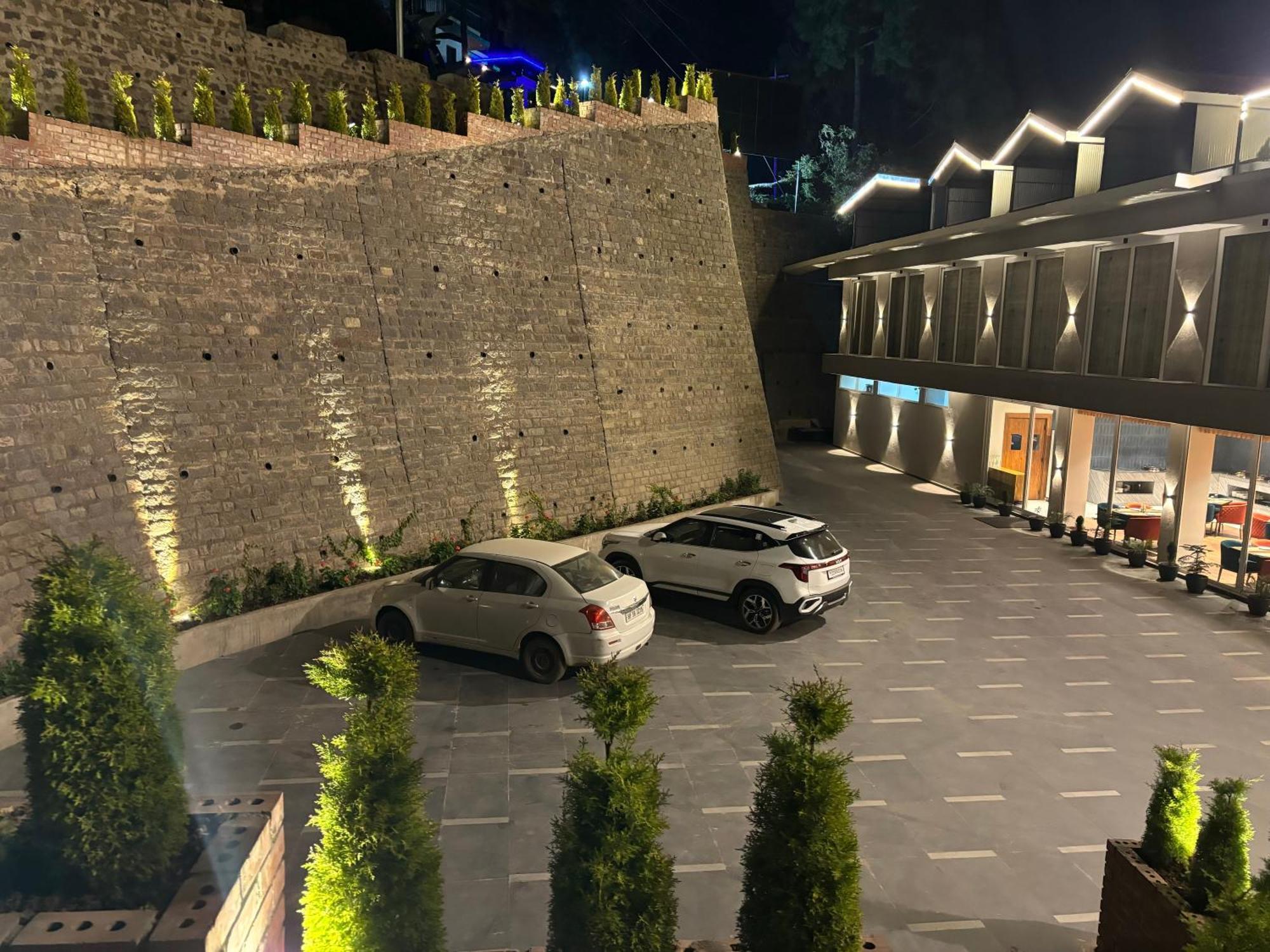 Arnisa Kasauli - A Boutique Hotel Dış mekan fotoğraf